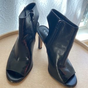 Coach Leather Peak a boo heel